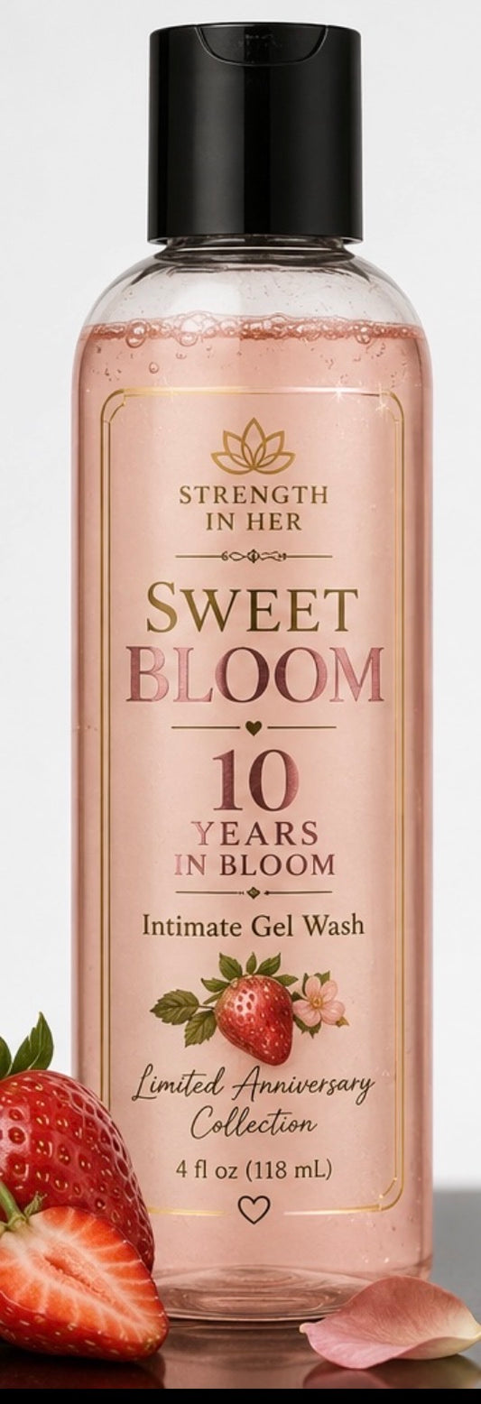 🍓 Sweet Bloom Intimate Gel Wash Silky Gel Cleanse